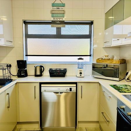 Апартаменты Bright & Stylish Self Catering Swakopmund Cbd Экстерьер фото