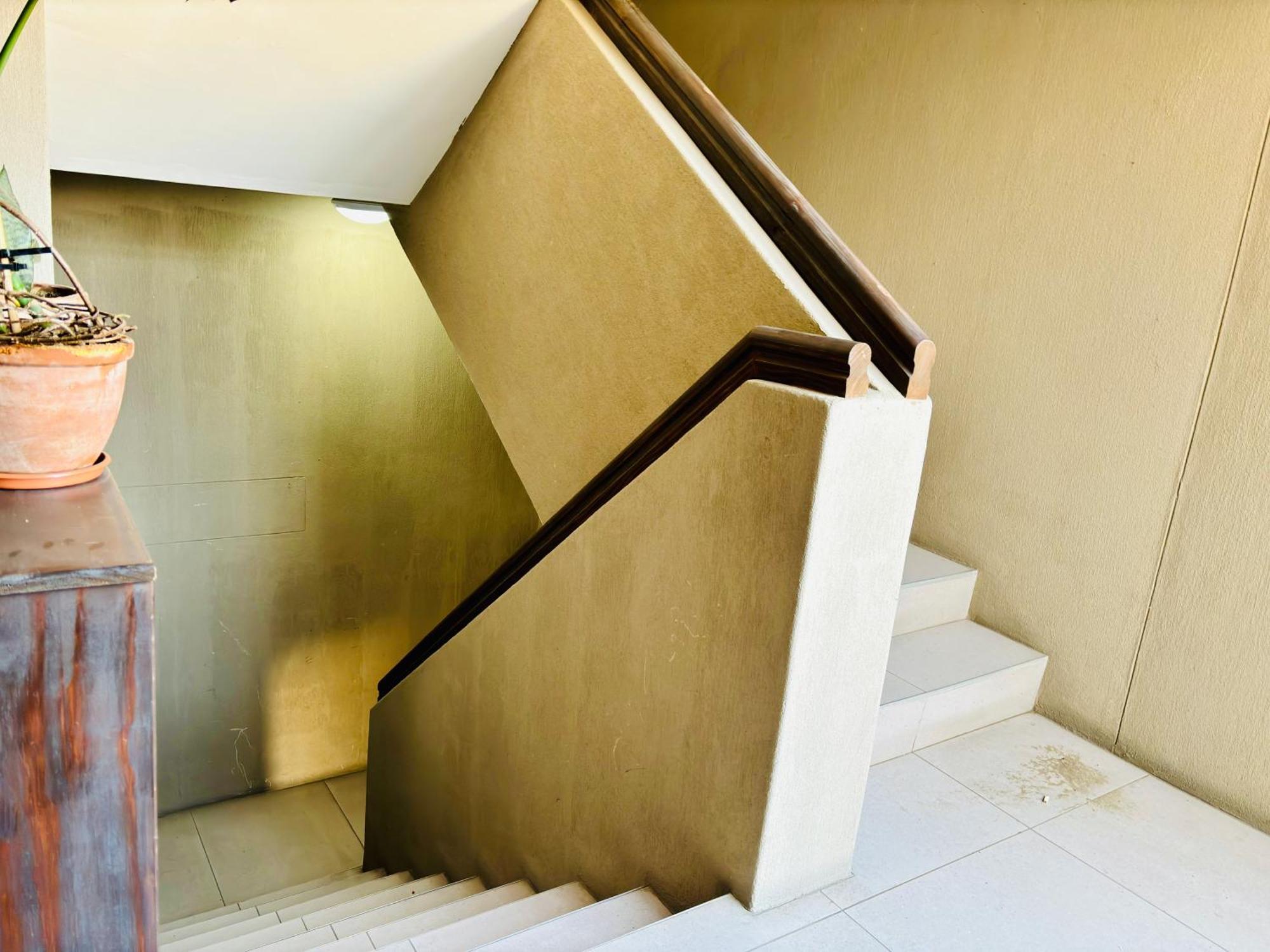 Апартаменты Bright & Stylish Self Catering Swakopmund Cbd Экстерьер фото